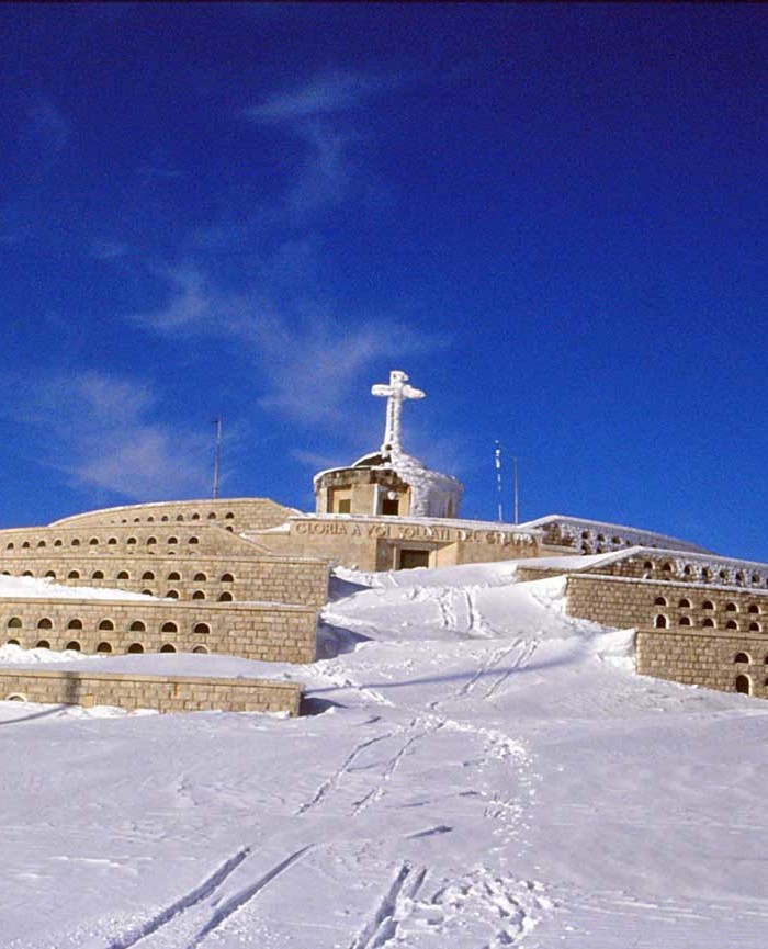 Mausoleo Monte Grappa - Scoprire Treviso B&B Le Tre Corti