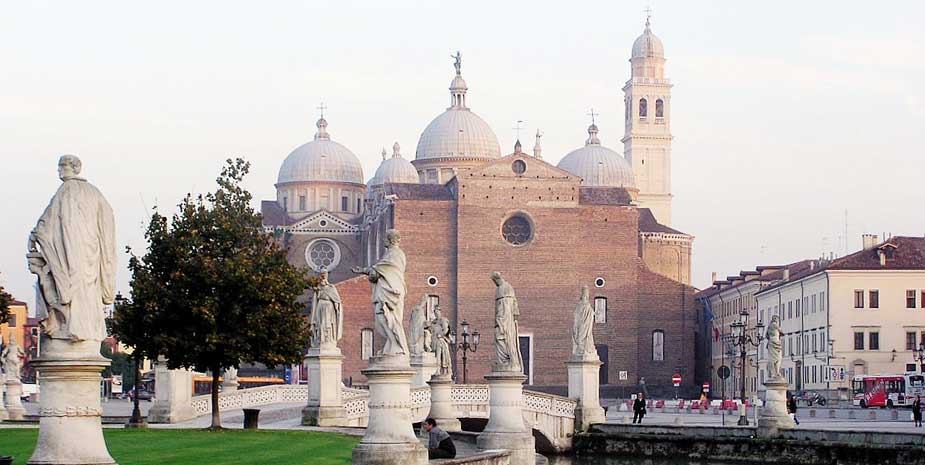 Padua Basilika - Attractions Near B&B Le Tre Corti Treviso